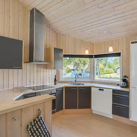 Semesterbostad Kaninstien Vaeggerlose Bøtø By