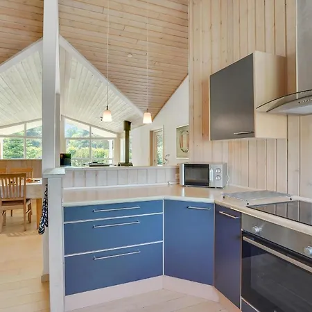 Semesterbostad Kaninstien Vaeggerlose *