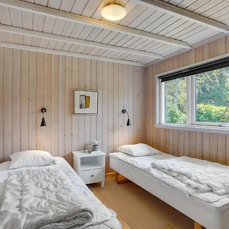 Kaninstien Vaeggerlose Semesterbostad Bøtø By